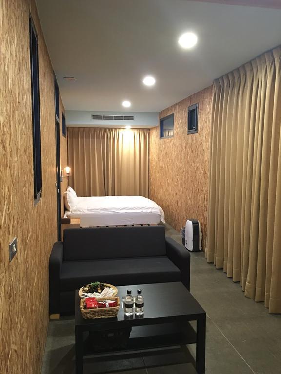 Sunlife X Sunshine Inn Каотун Екстер'єр фото